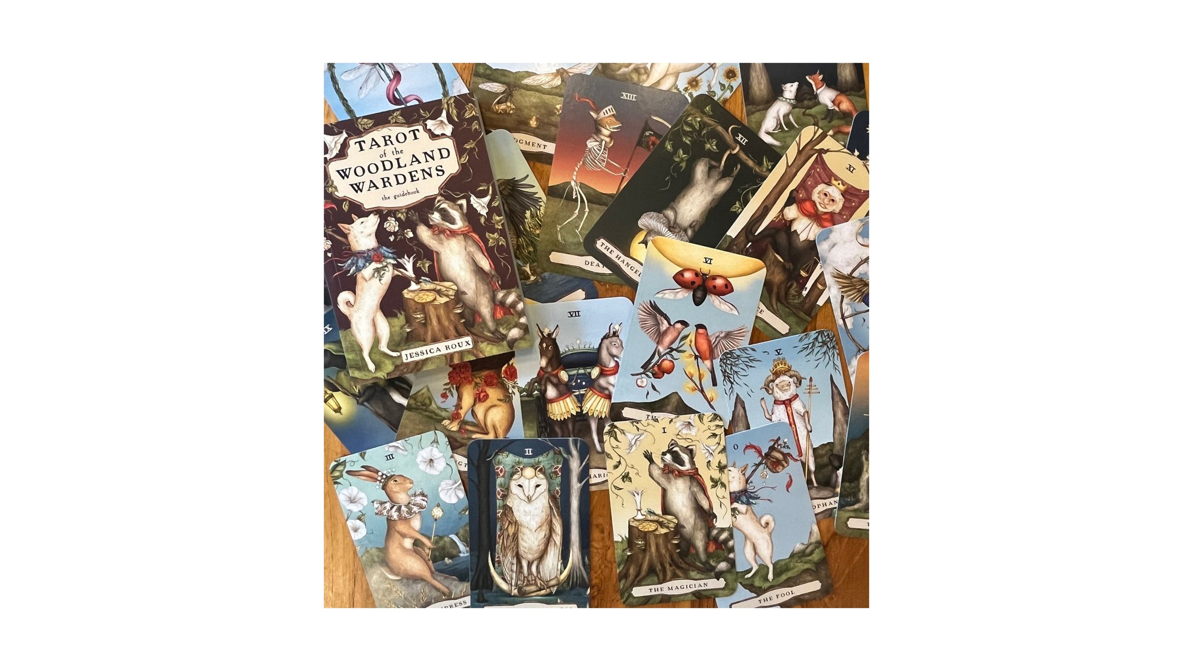 Tarot of the Woodland Wardens | ไพ่ทาโรต์ พร้อมหนังสือคู่มือ
