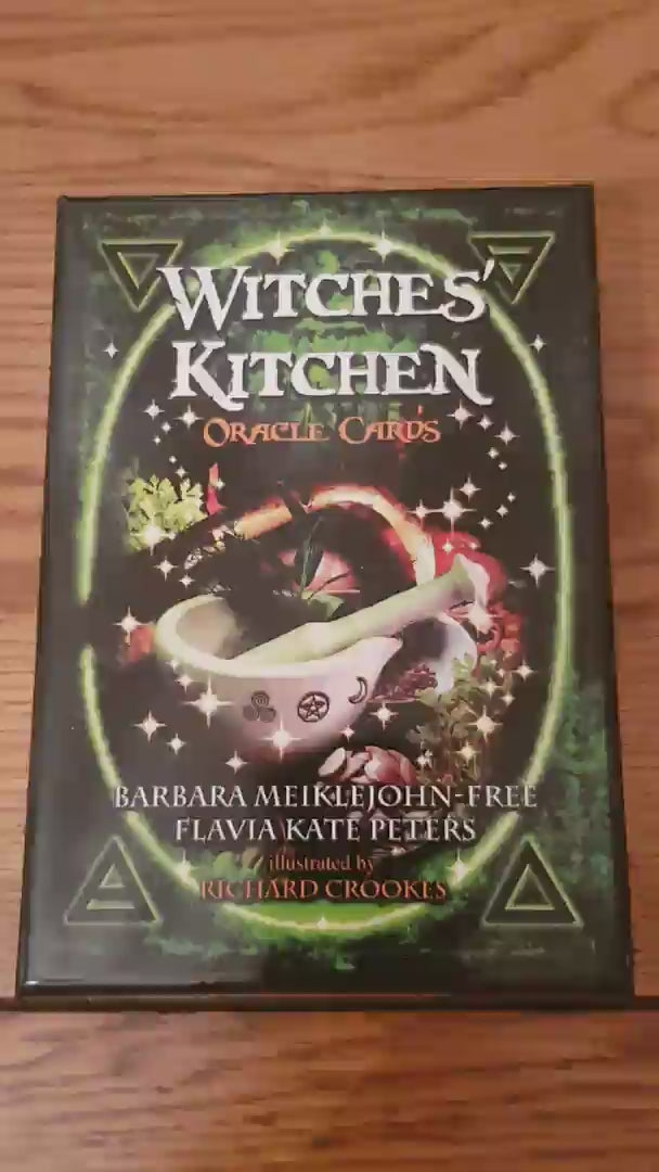 Witches’ Kitchen Oracle Cards | ไพ่ออราเคิล ไพ่ขอบทอง
