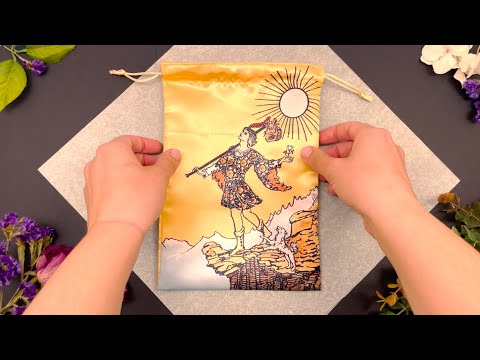The Fool Tarot Pouch | ถุงใส่ไพ่ทาโรต์ (ผ้าซาติน)